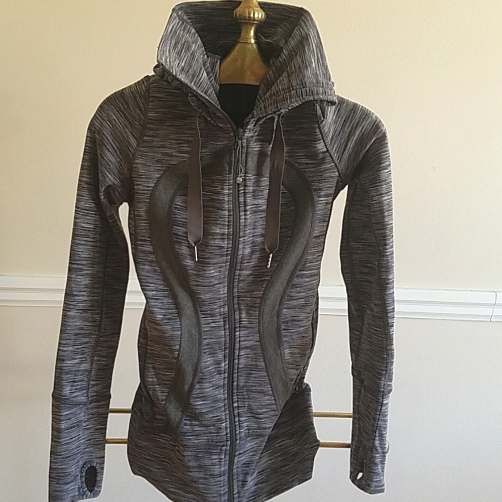 Lululemon Define track run Zip up hooded jacket sz 2 - Picture 2 of 16